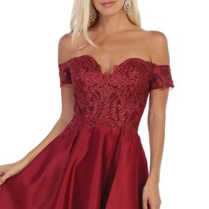 Short new formal prom dress. Bridesmaid dresses.